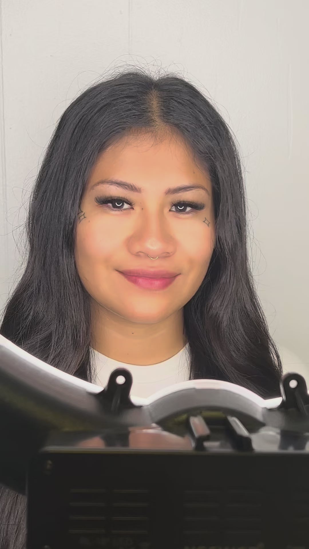 livu-lash-studio.myshopify.com video