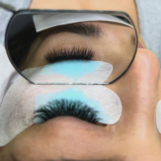 livu-lash-studio.myshopify.com video